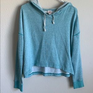 Cute and light weight long sleeve slightly worn!